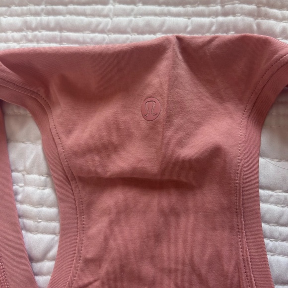 Lululemon Tanktop - Picture 3 of 4